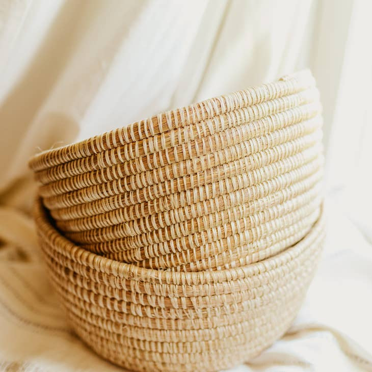 Natural Woven Basket - Medium – ROOST Design Hale