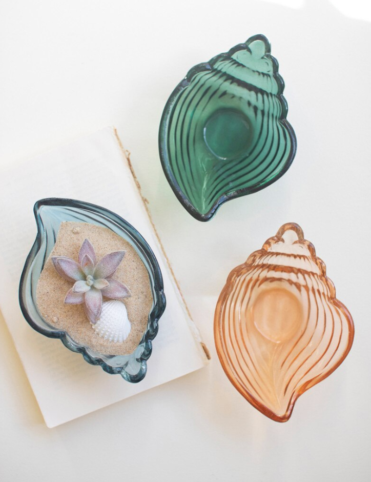 SET OF THREE GLASS CONCH SHELL BOWLS