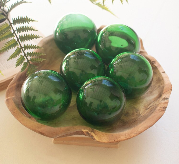 RECYCLED GLASS BALL-GREEN