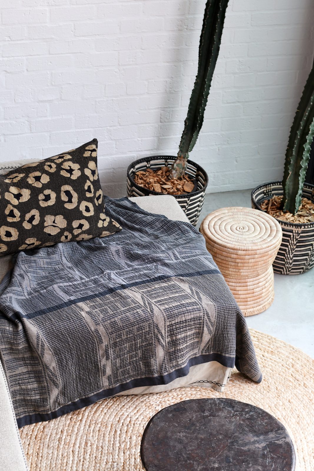 Bogolan Lounge Throw - Graphite